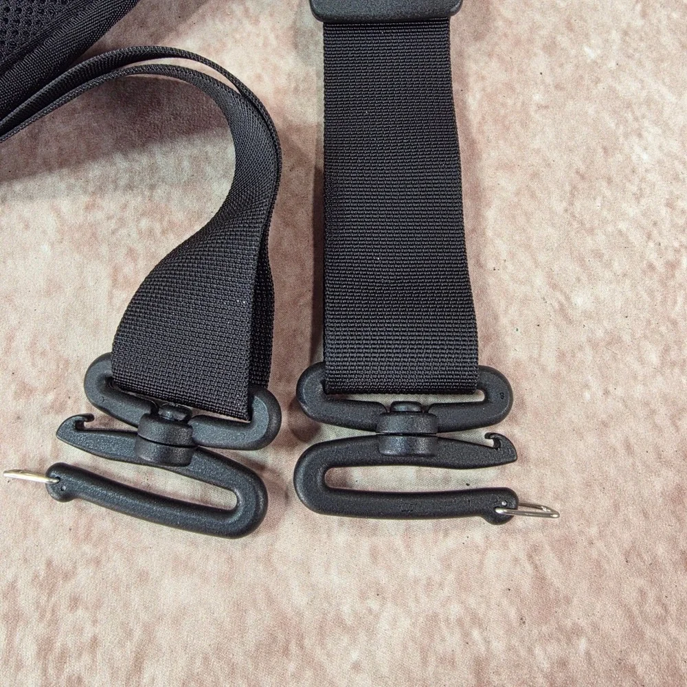 The North Face Padded Backpack Shoulder Strap Sternum D-Ring Swivel Hooks Black